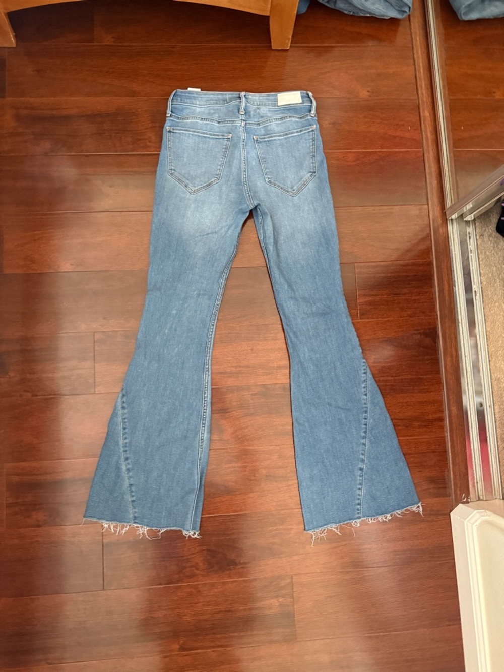 Hollister Flare Jeans (Size 7)